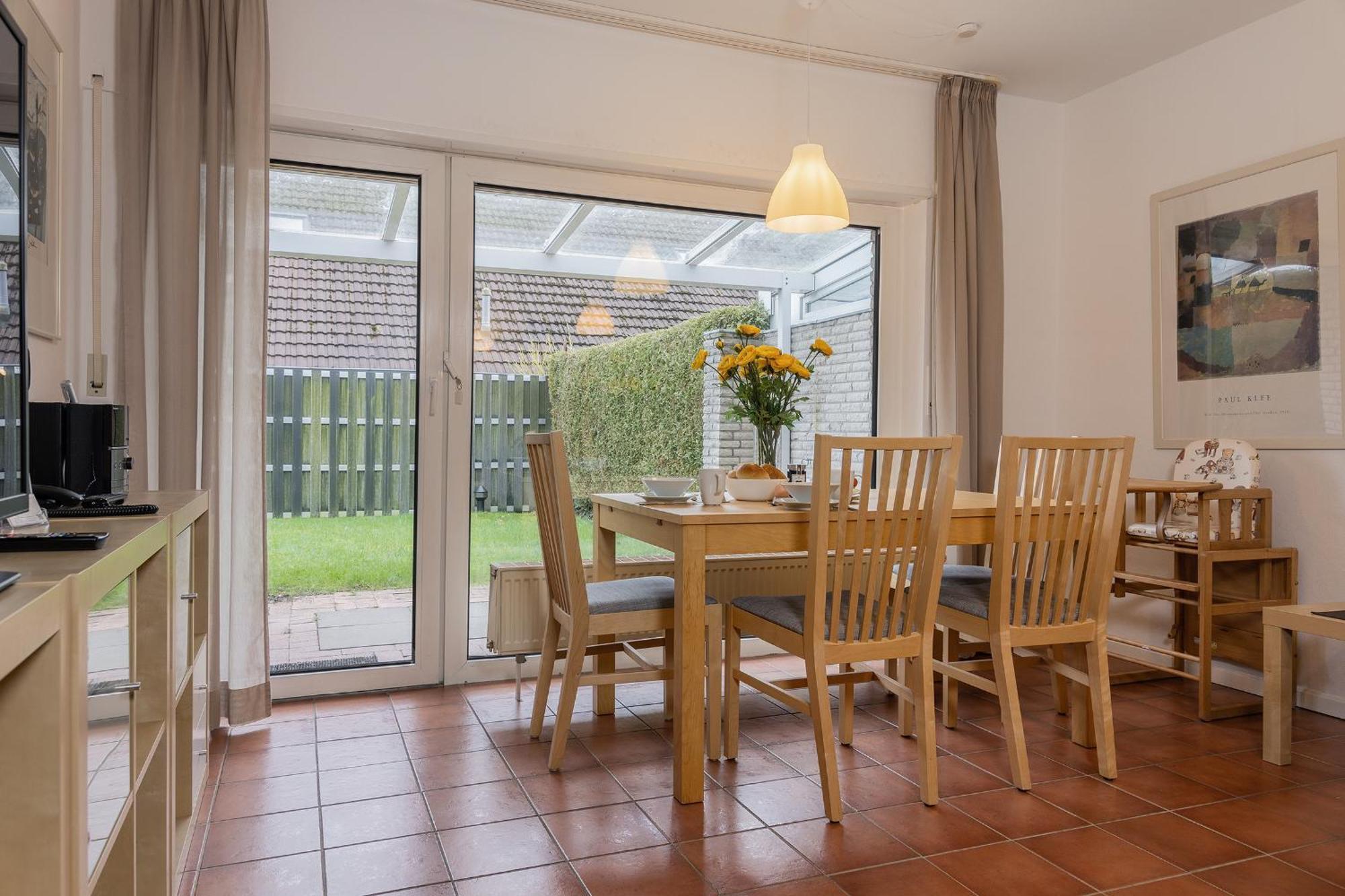 Haus Harle 50201 Ferienwohnung Harle 1 Harlesiel Exterior photo